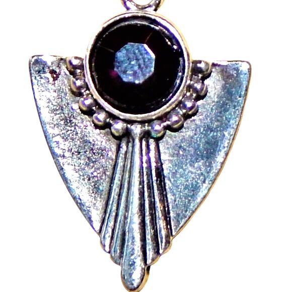 Vintage Gothic Black Beveled Stone Earrings - Picture 2 of 4